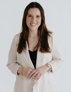 Camila Marques dos Reis Veronez